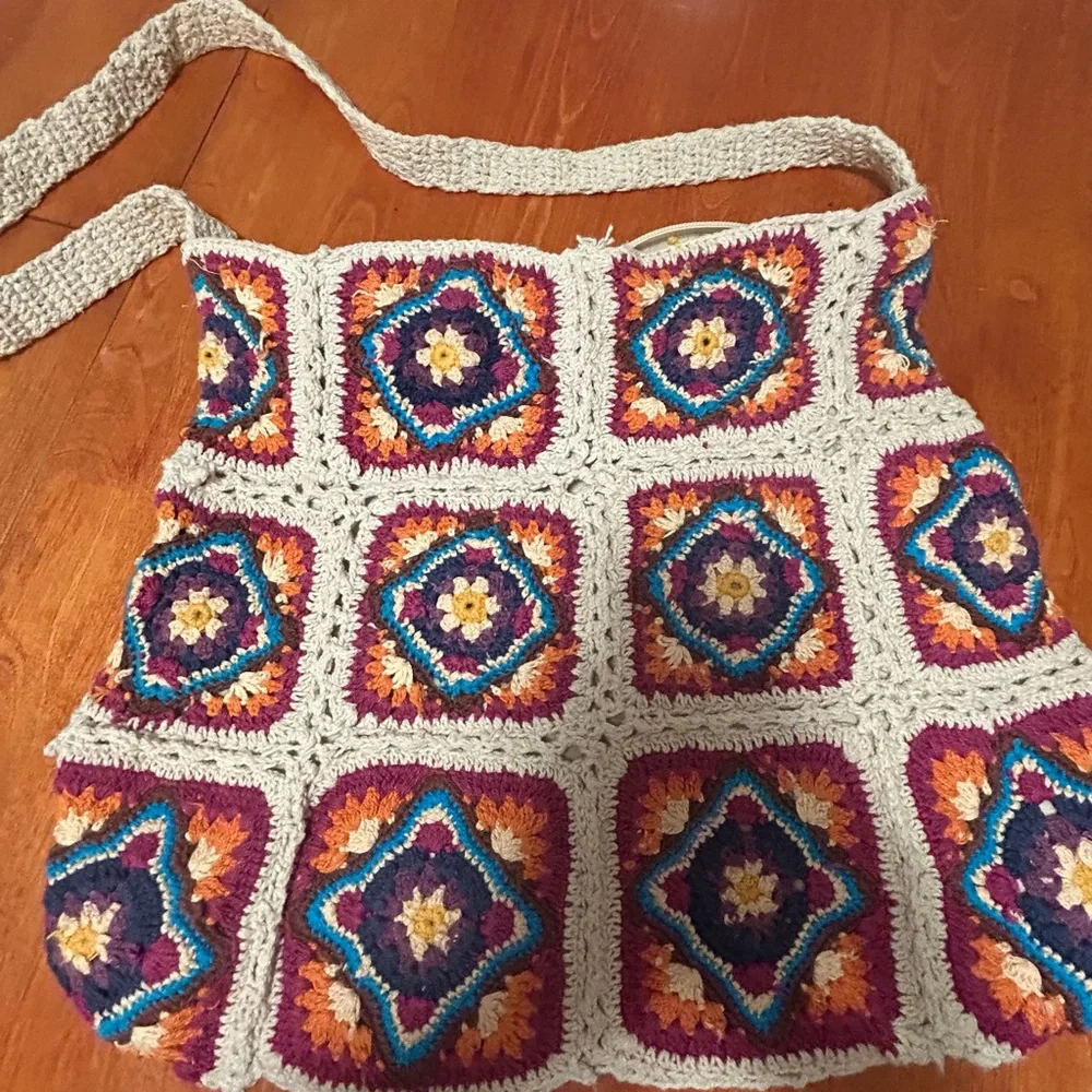 Free People Purple and Orange Hobo Bag with Intricate Design NWOT - Picture 1 of 3